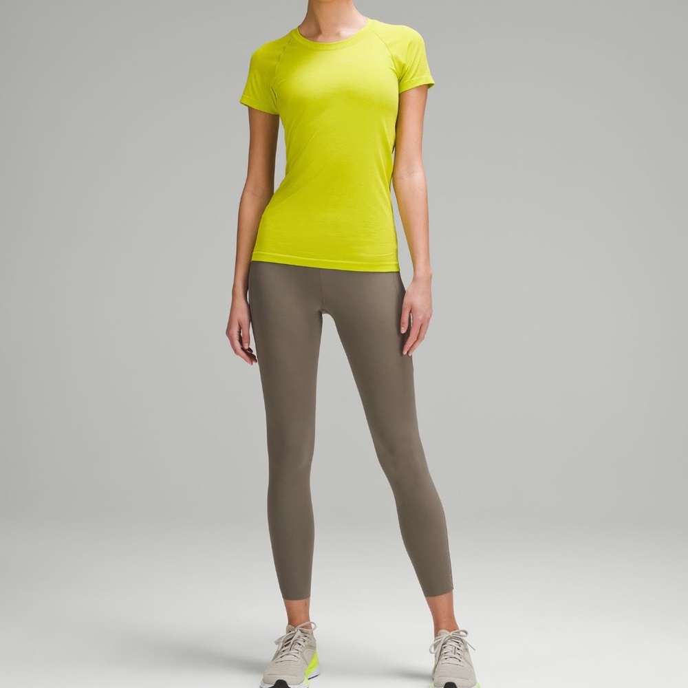 Flawed seam on back! Lululemon fast and free 25” leggings